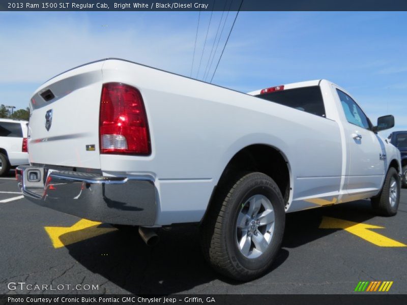 Bright White / Black/Diesel Gray 2013 Ram 1500 SLT Regular Cab