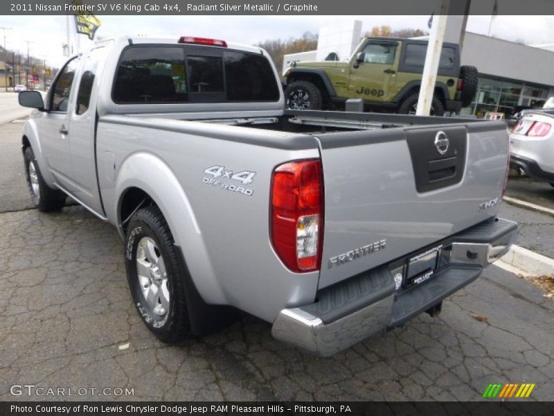 Radiant Silver Metallic / Graphite 2011 Nissan Frontier SV V6 King Cab 4x4