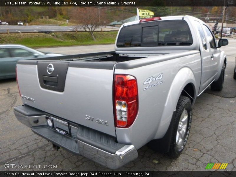 Radiant Silver Metallic / Graphite 2011 Nissan Frontier SV V6 King Cab 4x4