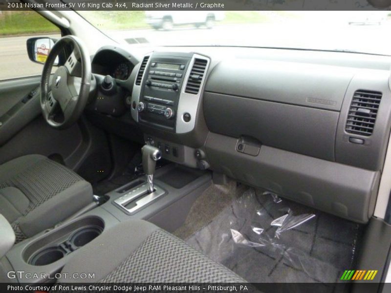 Radiant Silver Metallic / Graphite 2011 Nissan Frontier SV V6 King Cab 4x4