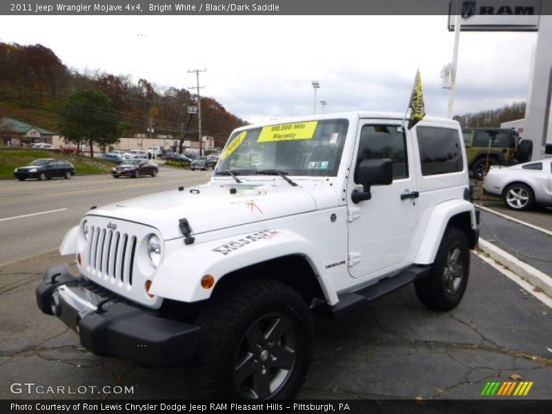 Bright White / Black/Dark Saddle 2011 Jeep Wrangler Mojave 4x4