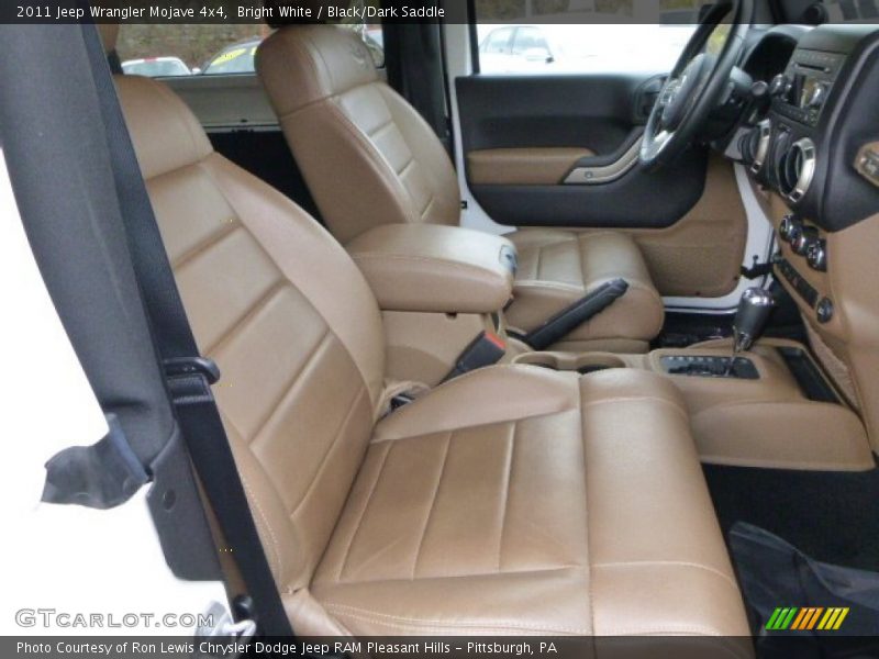 Bright White / Black/Dark Saddle 2011 Jeep Wrangler Mojave 4x4