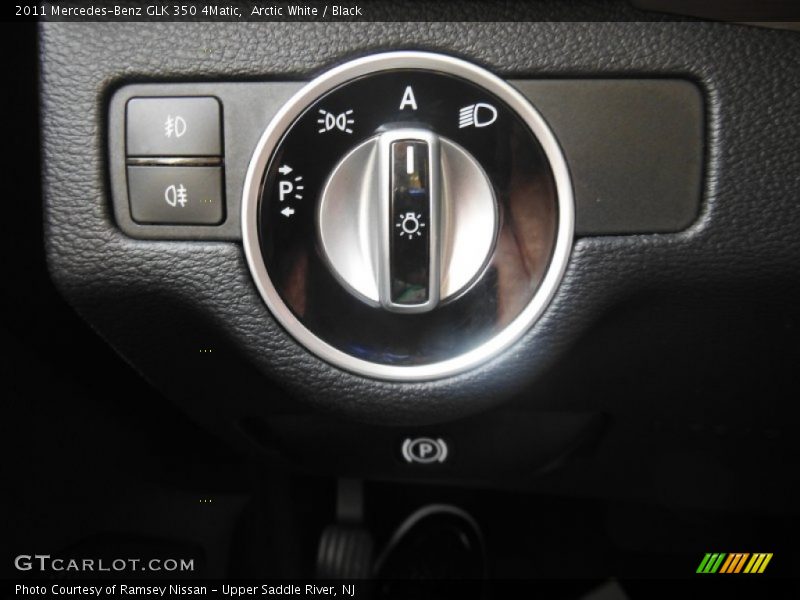 Arctic White / Black 2011 Mercedes-Benz GLK 350 4Matic