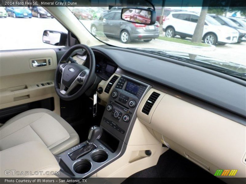 Mineral Gray / Dune 2014 Ford Flex SE