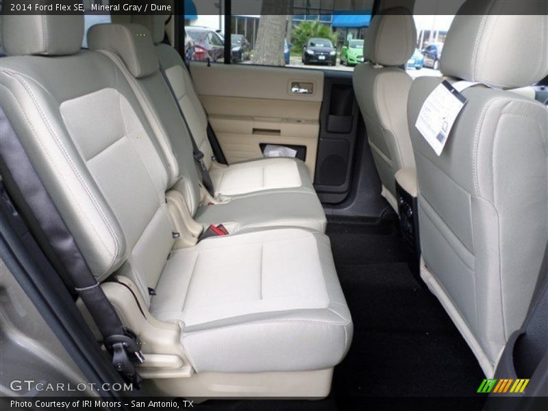 Mineral Gray / Dune 2014 Ford Flex SE