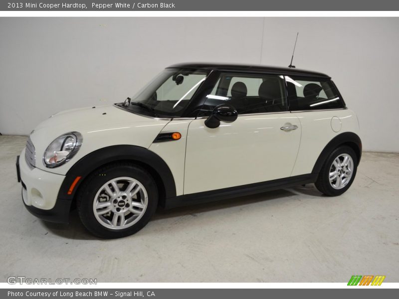 Pepper White / Carbon Black 2013 Mini Cooper Hardtop