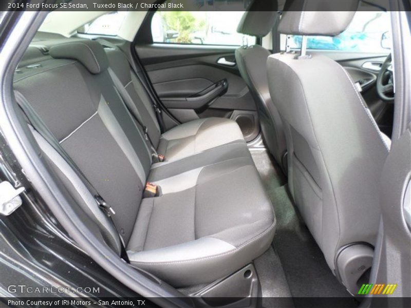 Tuxedo Black / Charcoal Black 2014 Ford Focus SE Sedan