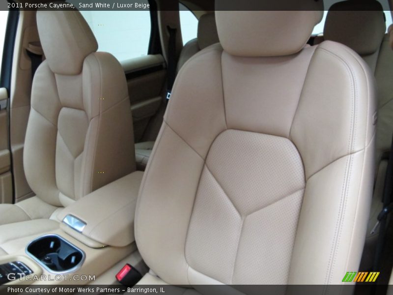 Sand White / Luxor Beige 2011 Porsche Cayenne