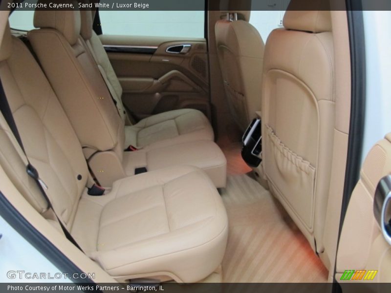 Sand White / Luxor Beige 2011 Porsche Cayenne