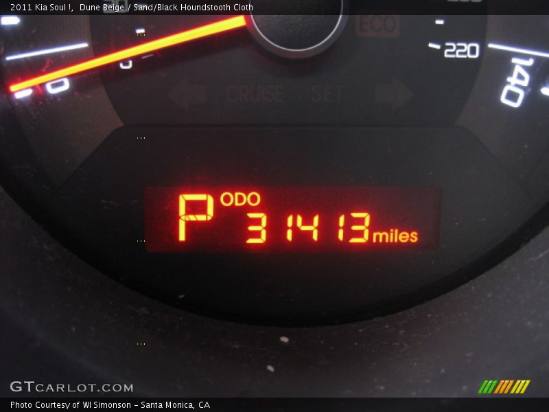Dune Beige / Sand/Black Houndstooth Cloth 2011 Kia Soul !