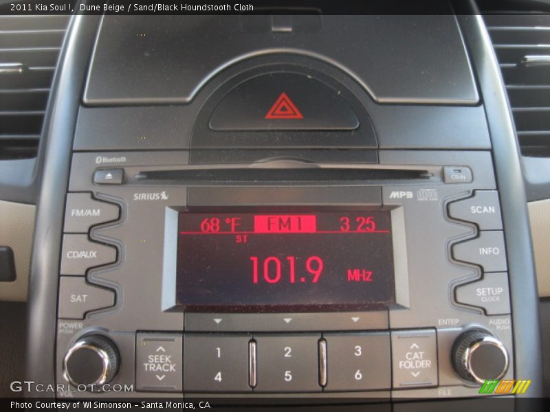 Dune Beige / Sand/Black Houndstooth Cloth 2011 Kia Soul !