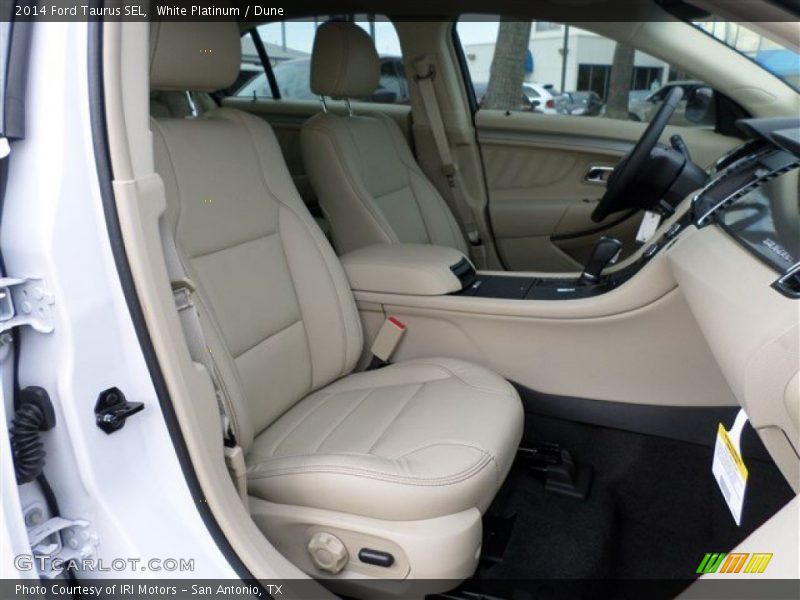 White Platinum / Dune 2014 Ford Taurus SEL