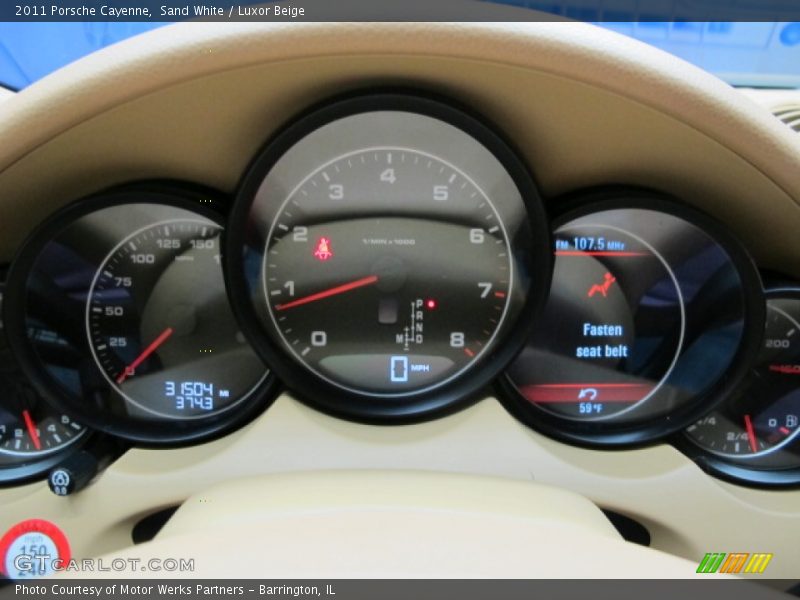 Sand White / Luxor Beige 2011 Porsche Cayenne