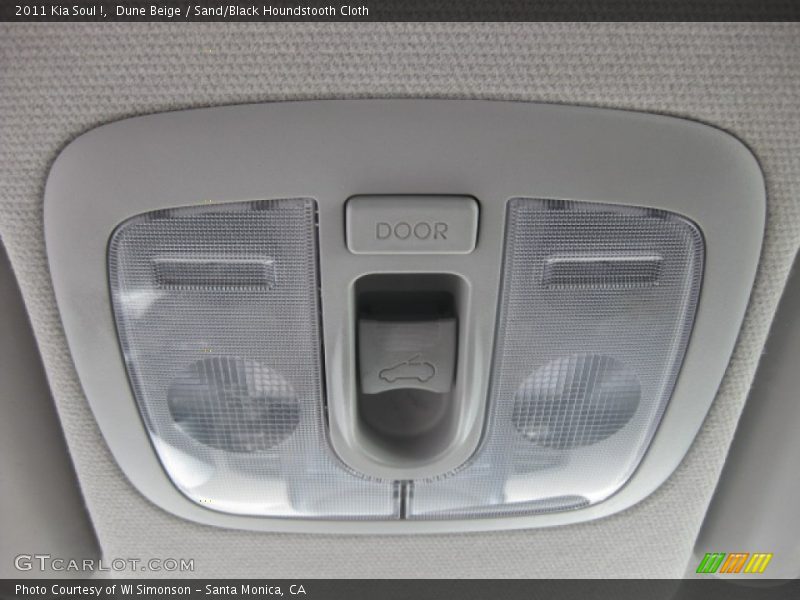 Dune Beige / Sand/Black Houndstooth Cloth 2011 Kia Soul !