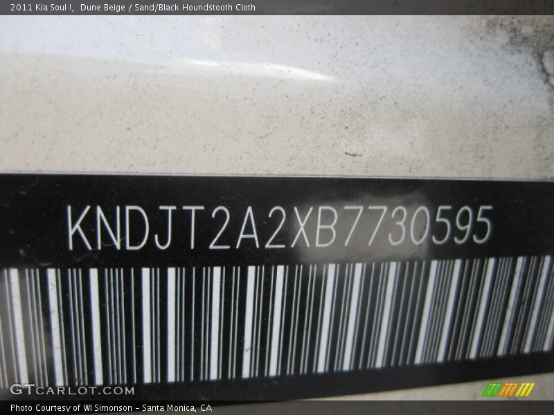 Dune Beige / Sand/Black Houndstooth Cloth 2011 Kia Soul !