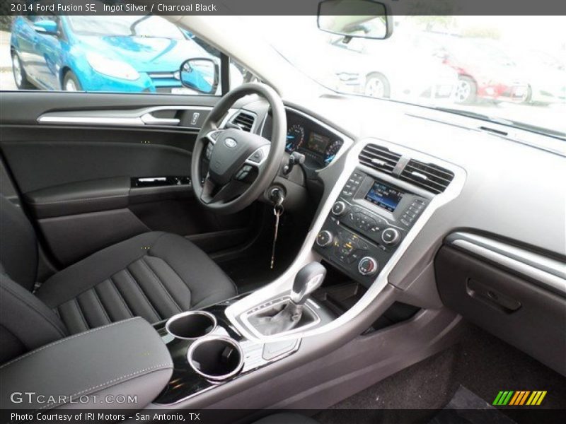 Ingot Silver / Charcoal Black 2014 Ford Fusion SE
