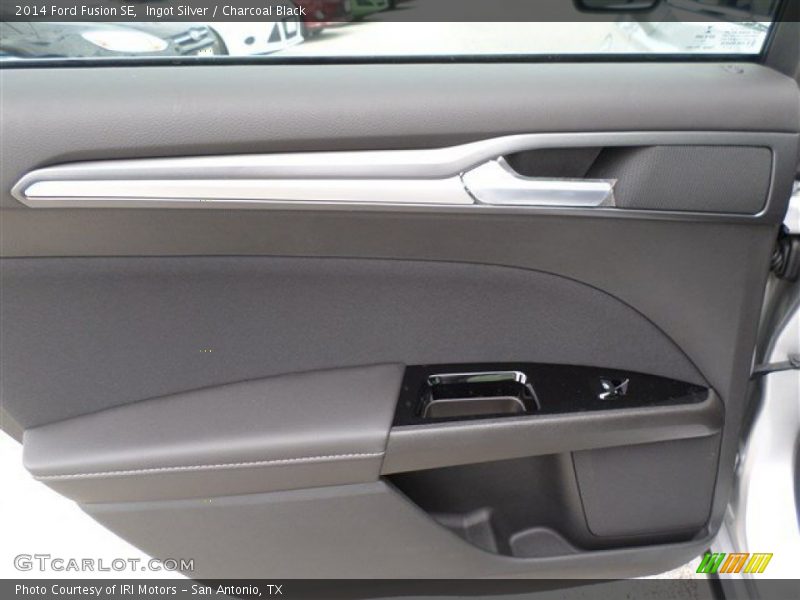 Ingot Silver / Charcoal Black 2014 Ford Fusion SE
