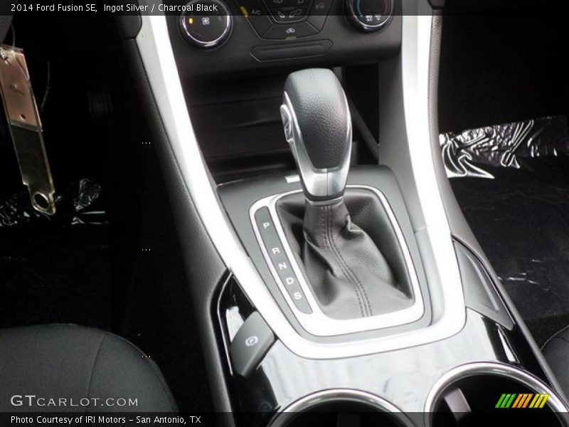 Ingot Silver / Charcoal Black 2014 Ford Fusion SE