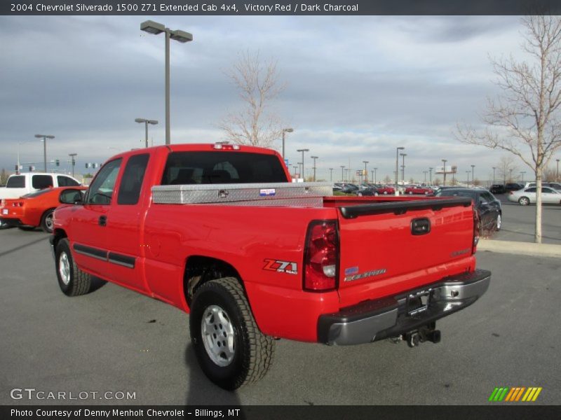 Victory Red / Dark Charcoal 2004 Chevrolet Silverado 1500 Z71 Extended Cab 4x4