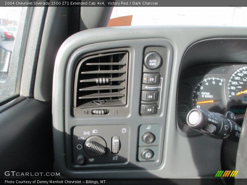 Victory Red / Dark Charcoal 2004 Chevrolet Silverado 1500 Z71 Extended Cab 4x4