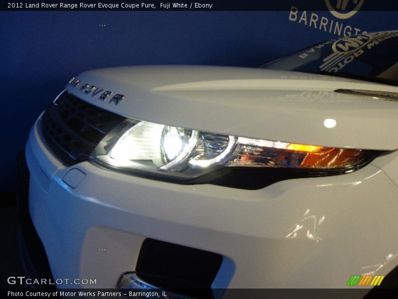 Fuji White / Ebony 2012 Land Rover Range Rover Evoque Coupe Pure