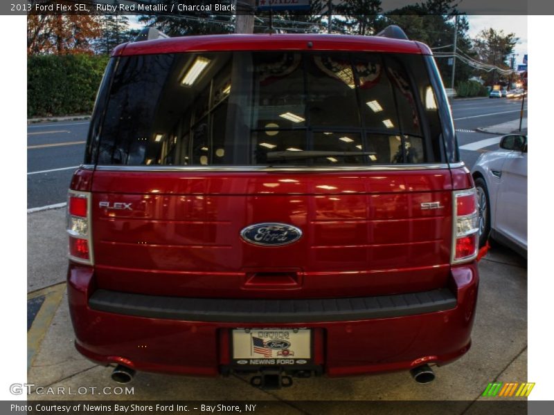 Ruby Red Metallic / Charcoal Black 2013 Ford Flex SEL