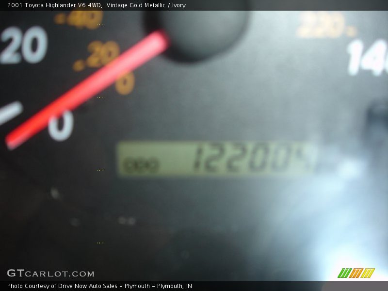 Vintage Gold Metallic / Ivory 2001 Toyota Highlander V6 4WD