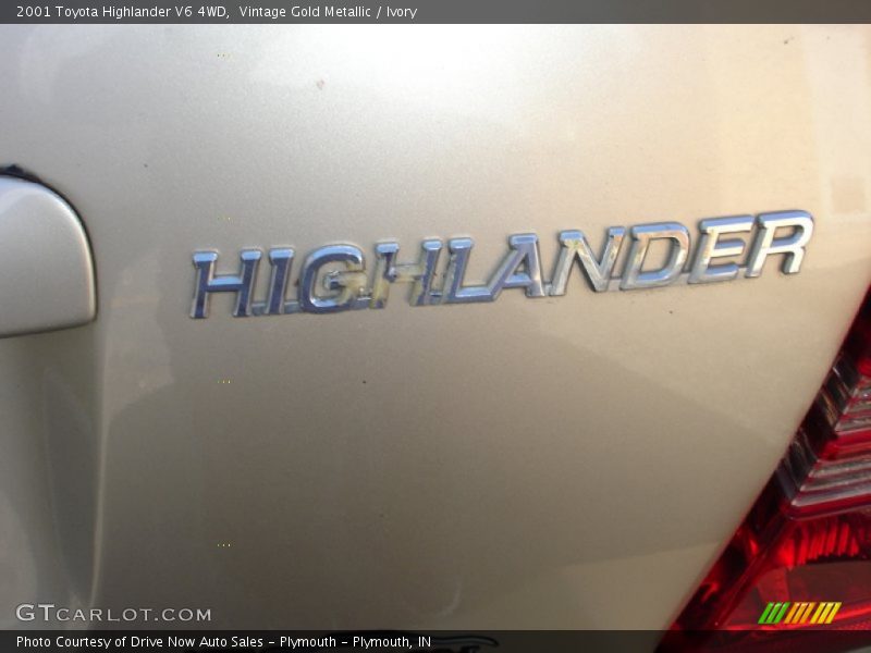 Vintage Gold Metallic / Ivory 2001 Toyota Highlander V6 4WD