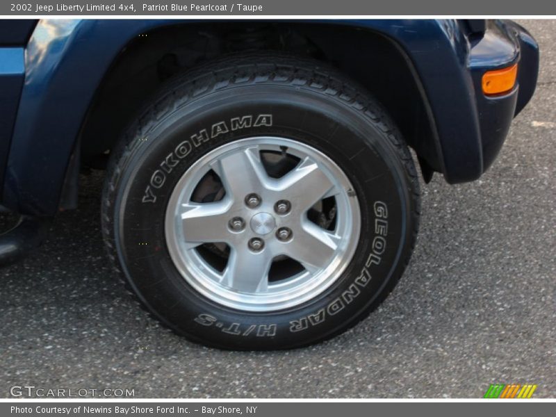 Patriot Blue Pearlcoat / Taupe 2002 Jeep Liberty Limited 4x4
