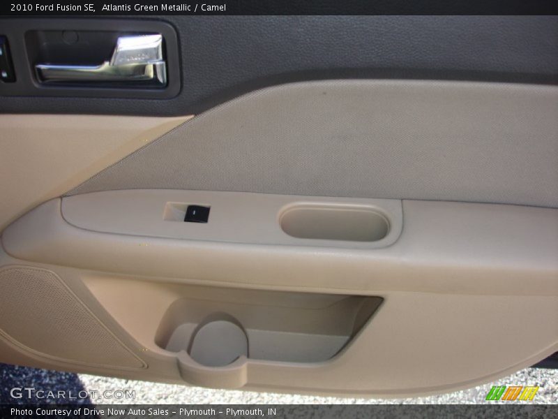 Atlantis Green Metallic / Camel 2010 Ford Fusion SE