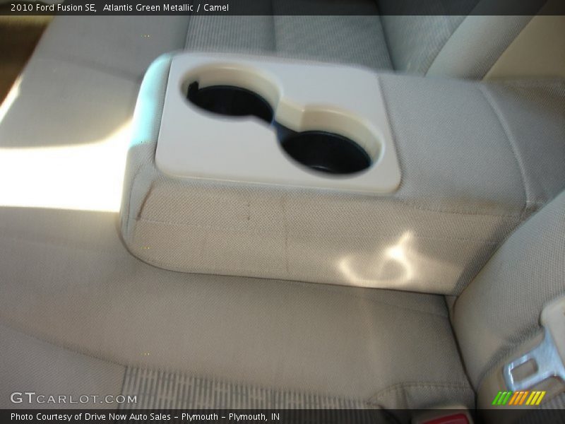 Atlantis Green Metallic / Camel 2010 Ford Fusion SE