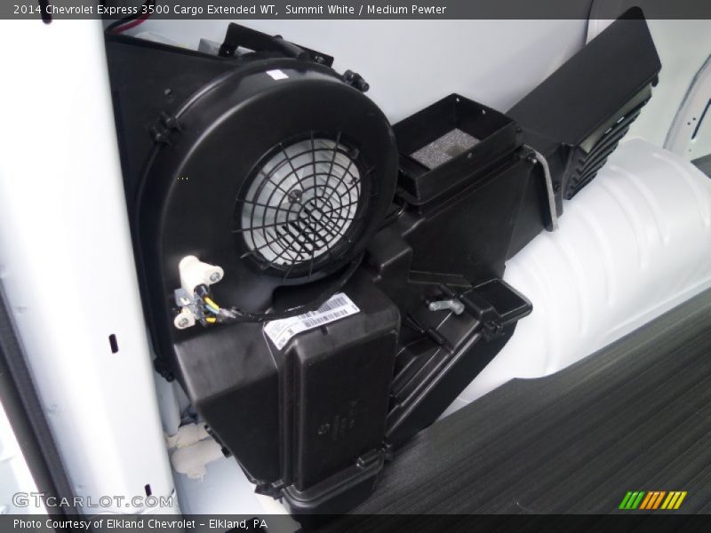 Summit White / Medium Pewter 2014 Chevrolet Express 3500 Cargo Extended WT