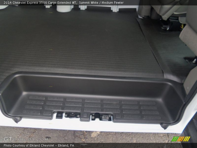 Summit White / Medium Pewter 2014 Chevrolet Express 3500 Cargo Extended WT