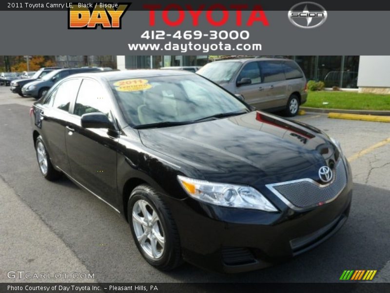 Black / Bisque 2011 Toyota Camry LE