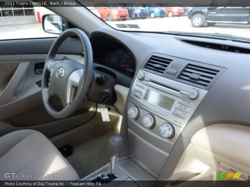 Black / Bisque 2011 Toyota Camry LE