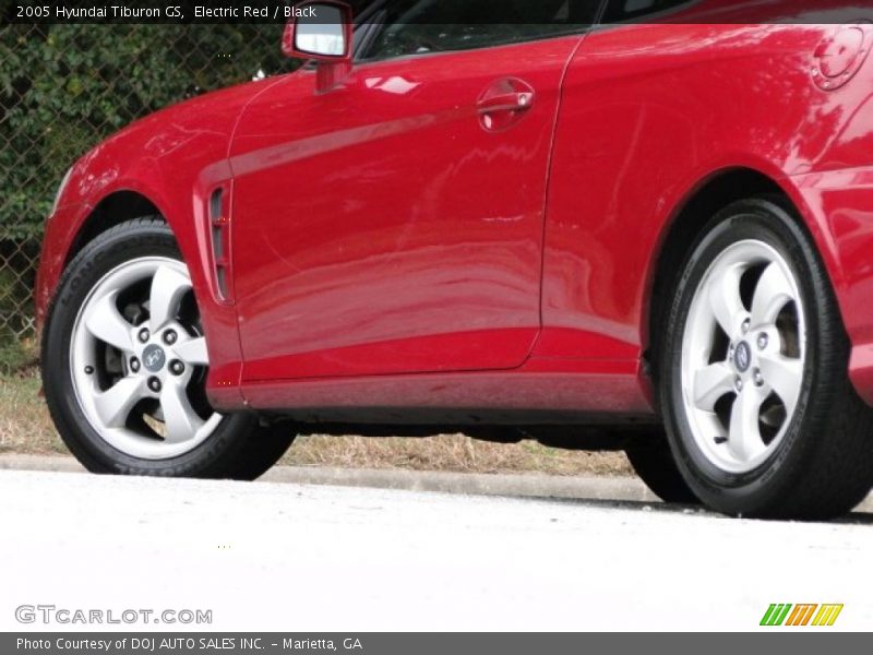 Electric Red / Black 2005 Hyundai Tiburon GS