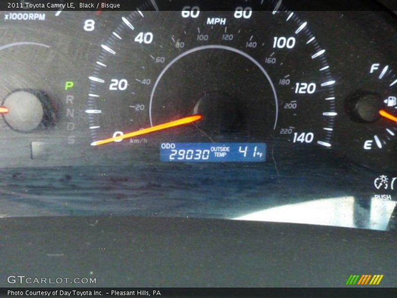Black / Bisque 2011 Toyota Camry LE