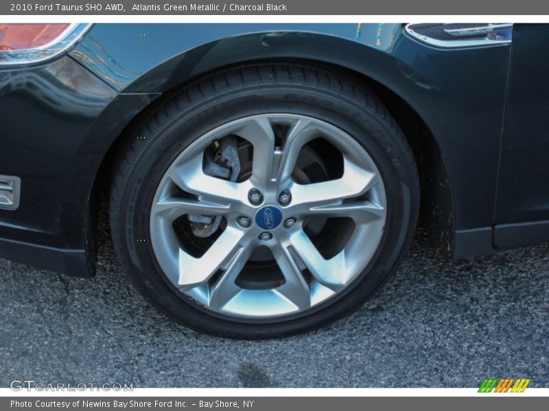 Atlantis Green Metallic / Charcoal Black 2010 Ford Taurus SHO AWD