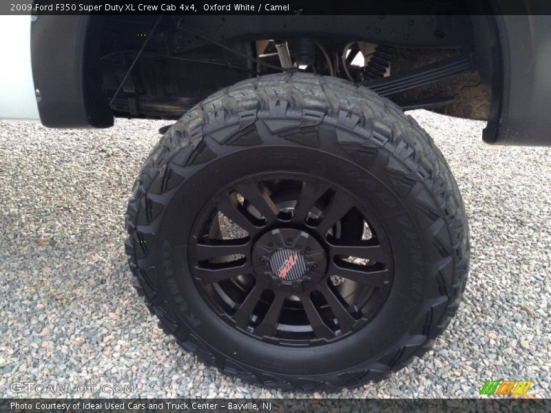 Oxford White / Camel 2009 Ford F350 Super Duty XL Crew Cab 4x4