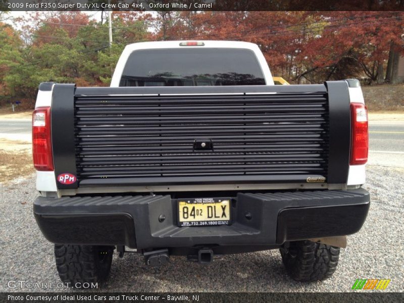 Oxford White / Camel 2009 Ford F350 Super Duty XL Crew Cab 4x4