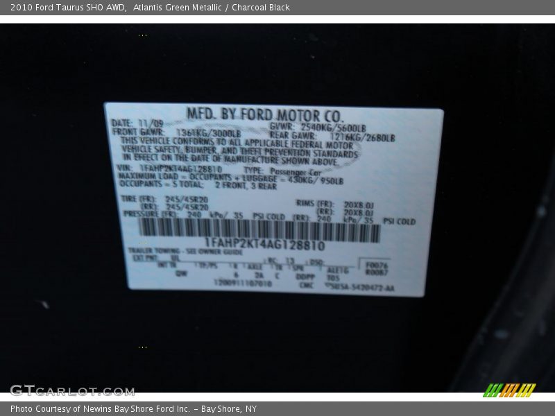Atlantis Green Metallic / Charcoal Black 2010 Ford Taurus SHO AWD