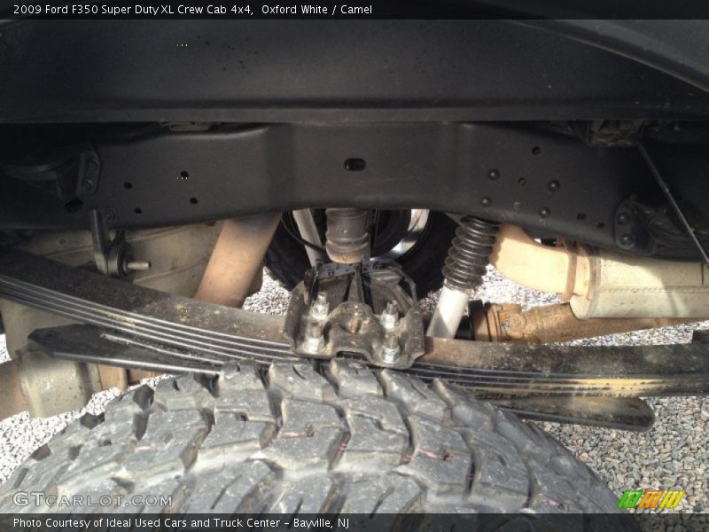 Oxford White / Camel 2009 Ford F350 Super Duty XL Crew Cab 4x4