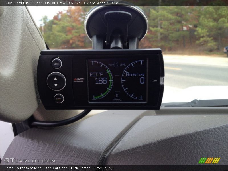 Oxford White / Camel 2009 Ford F350 Super Duty XL Crew Cab 4x4