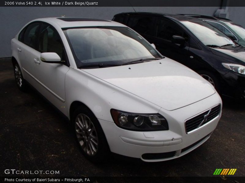 Ice White / Dark Beige/Quartz 2006 Volvo S40 2.4i