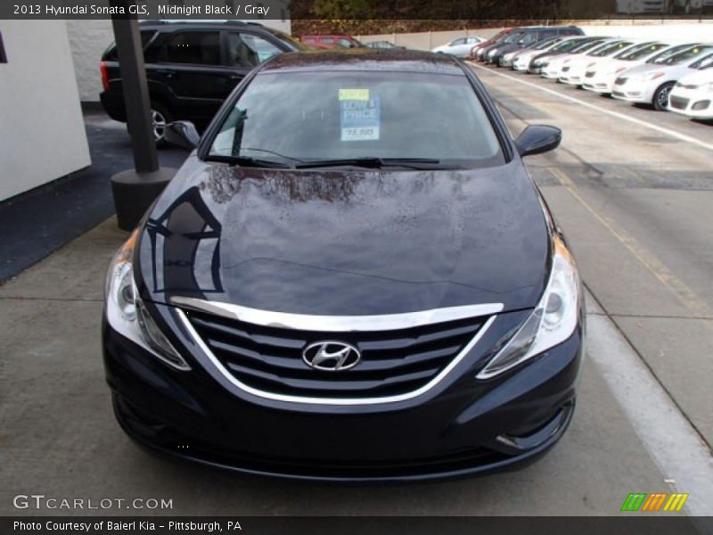 Midnight Black / Gray 2013 Hyundai Sonata GLS