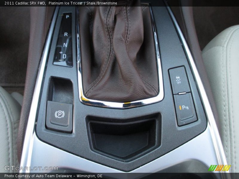 Platinum Ice Tricoat / Shale/Brownstone 2011 Cadillac SRX FWD