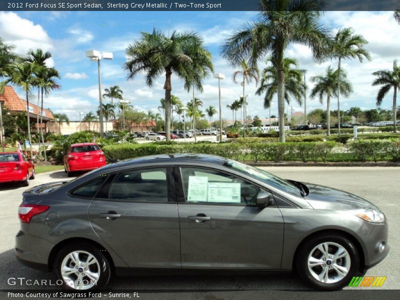 Sterling Grey Metallic / Two-Tone Sport 2012 Ford Focus SE Sport Sedan