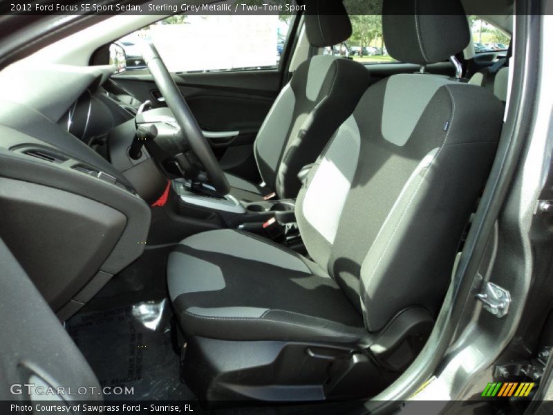 Sterling Grey Metallic / Two-Tone Sport 2012 Ford Focus SE Sport Sedan