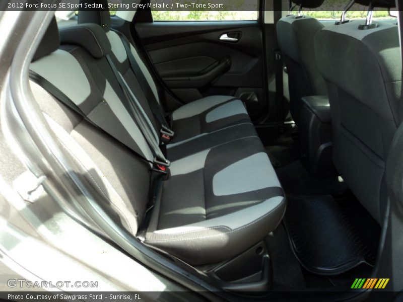 Sterling Grey Metallic / Two-Tone Sport 2012 Ford Focus SE Sport Sedan