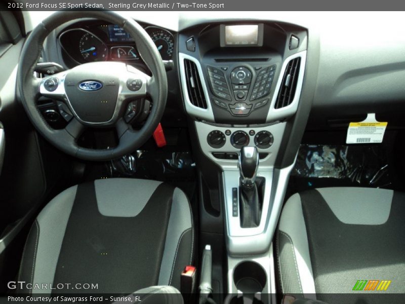 Sterling Grey Metallic / Two-Tone Sport 2012 Ford Focus SE Sport Sedan